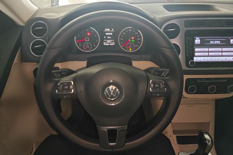 Used Volkswagen Tiguan 2015 1.8TSI Automatic Two-Wheel Drive Trend Edition
