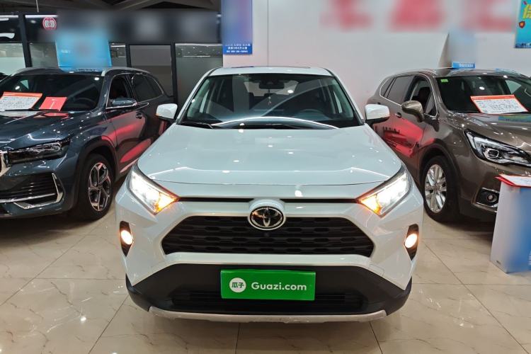 Used Toyota RAV4 2021 2.0L CVT Two-Wheel Drive Fashion Edition
