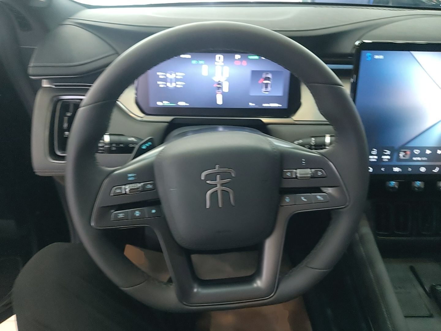 BYD Song L EV 2025 Intelligent Driving Version 550 km Excellence Edition — снимка 13
