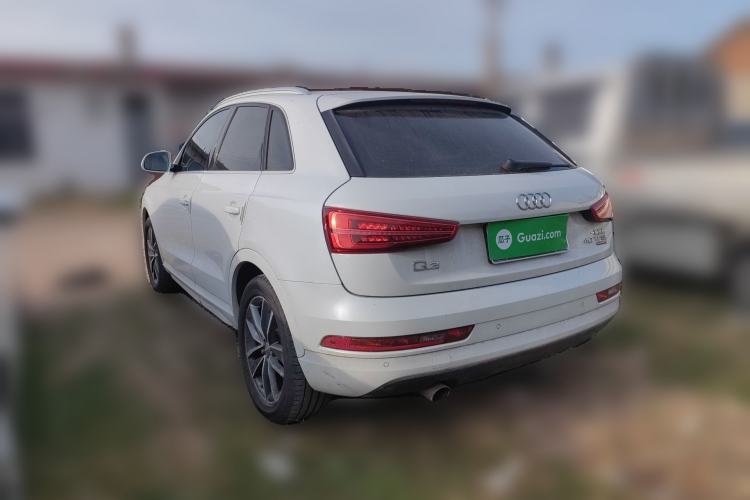 Used Audi Q3 2016 40 TFSI quattro all-wheel-drive sport model
