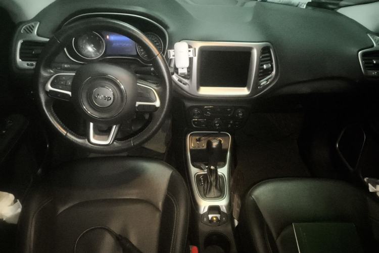 Used Jeep Compass 2017 200T Automatic Family Edition