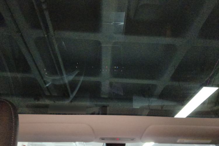 Used Tesla Model Y 2025 Rear-Wheel-Drive Version