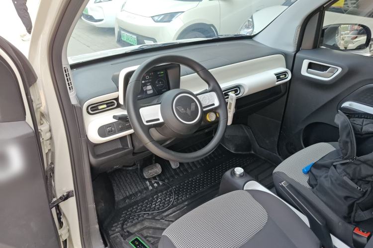 Used Wuling Hongguang MINIEV 2024 3rd Generation 215km Youth Edition
