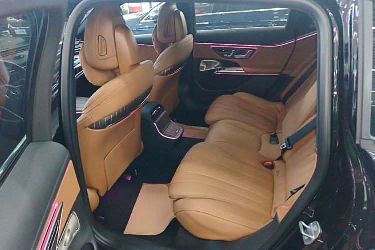 Used Mercedes-Benz E-Class 2024 E 300 L Luxury Model