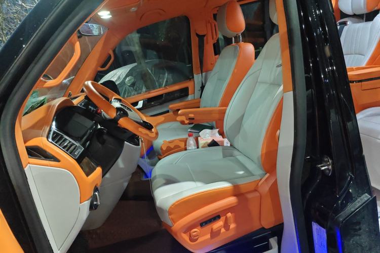 Used Volkswagen Multivan 2018 2.0 TSI 4x4 Prestige Edition 7-Seater
