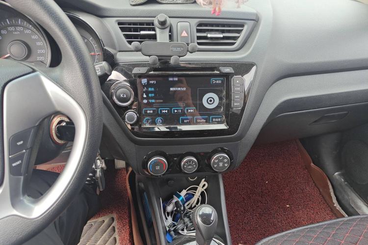 Used Kia K2 2015 Hatchback 1.4L AT GLS Cool Edition
