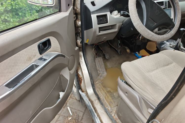 Used Wuling Rongguang 2011 1.2L Base Version Driver Seat