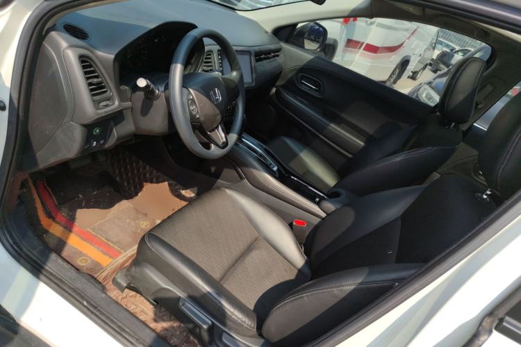 Used Honda Vezel 2020 1.5L CVT Luxury Edition
