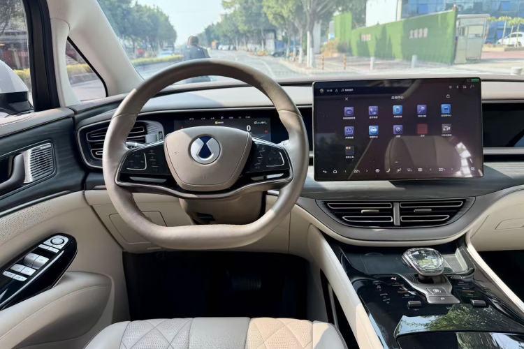 Used Denza D9 2022 DM-i 970 Four-Wheel Drive Prestige Model