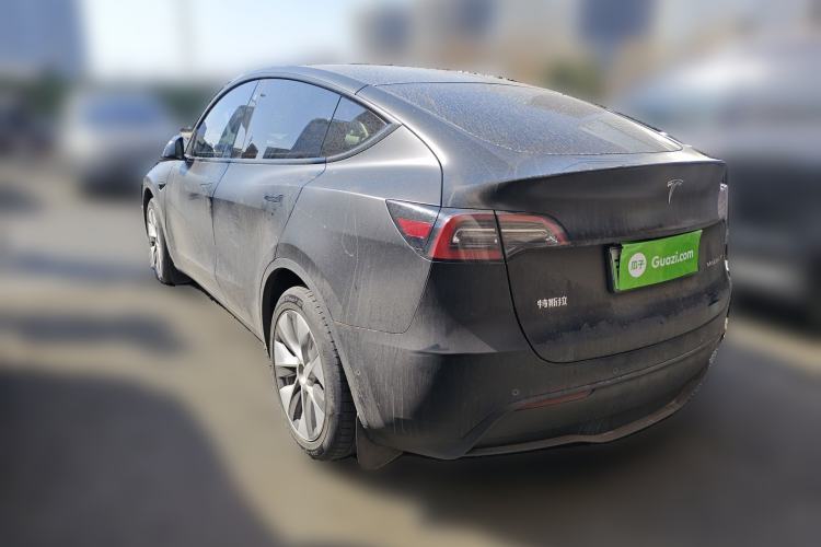 Used Tesla Model Y 2023 Long-Range All-Wheel-Drive Version
