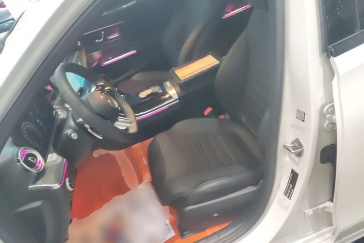 Used Mercedes-Benz C-Class 2023 Restyled C 260 L Night Edition Sports Version
