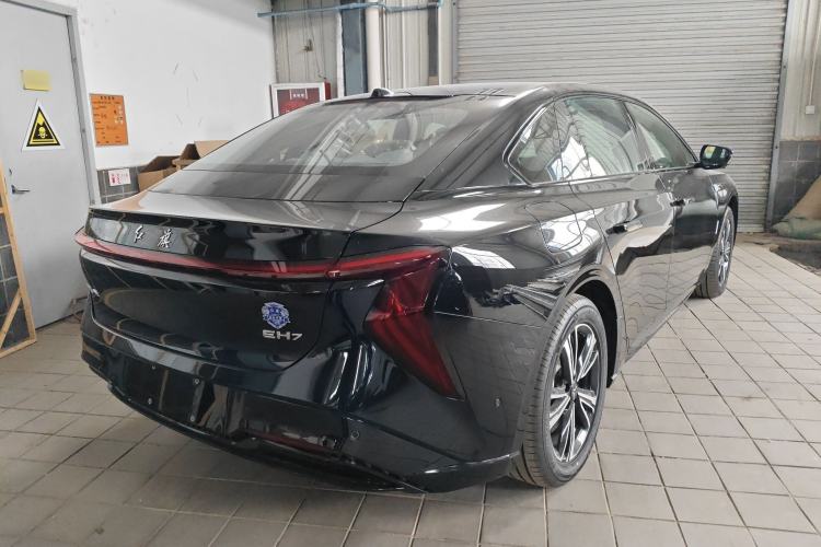 Used Hongqi EH7 2025 600 Smart Selection Edition
