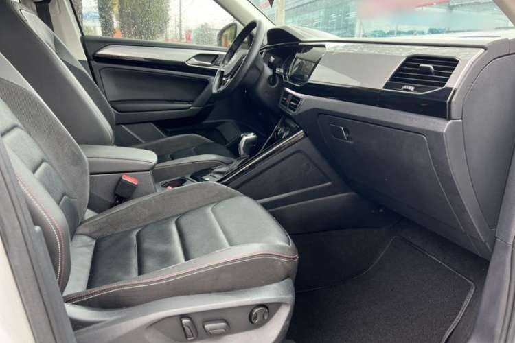 Used Volkswagen Tayron 2019 330TSI Two-Wheel Drive Luxury Model China VI Standard