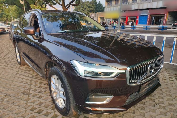 Used Volvo XC60 2021 T5 4x4 Smart Luxury Edition Exterior 2