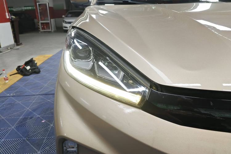 Used WM Motor EX5 2018 EX5 500 Extra Innovation Edition Right Front Headlight