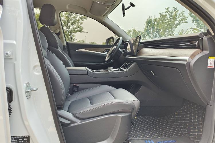 Used Skyworth HT-i 2024 Struggle Edition
