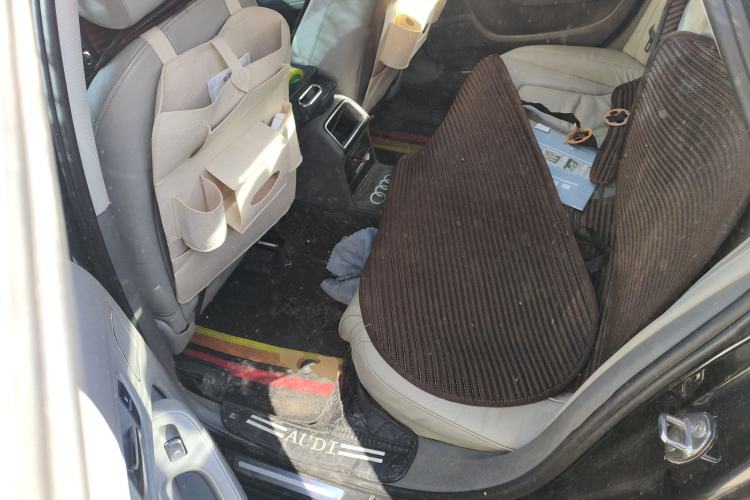 Used Audi A4L 2012 2.0 TFSI automatic Comfort trim level