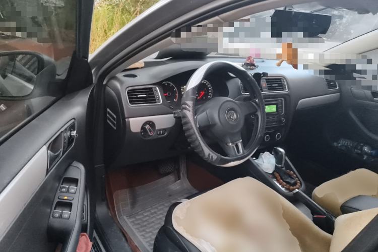 Used Volkswagen Sagitar 2014 1.6L Automatic Comfort Model
