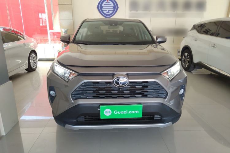 Used Toyota RAV4 2021 2.0L CVT Two-Wheel Drive Fashion PLUS Edition
