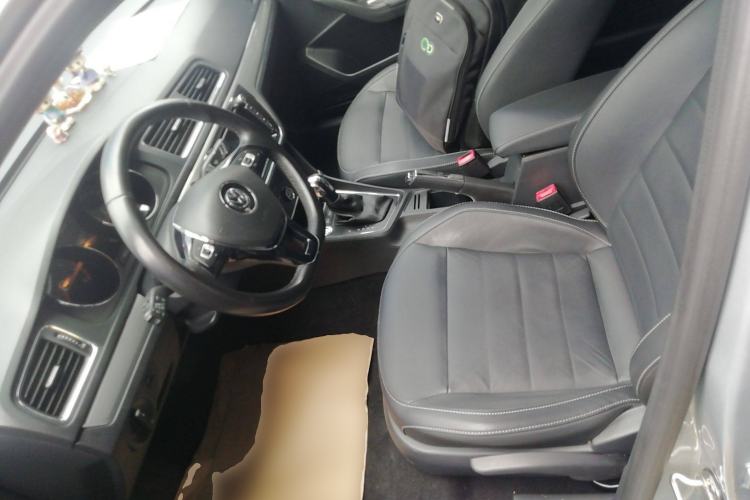 Used Volkswagen Gran Lavida 2017 180TSI DSG Comfort Edition
