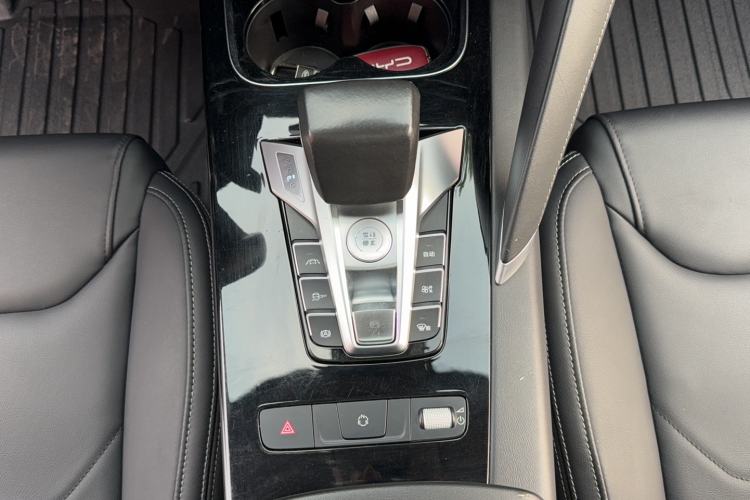 Used BYD Song Pro 2019 1.5T Automatic Luxury Model Interior 7