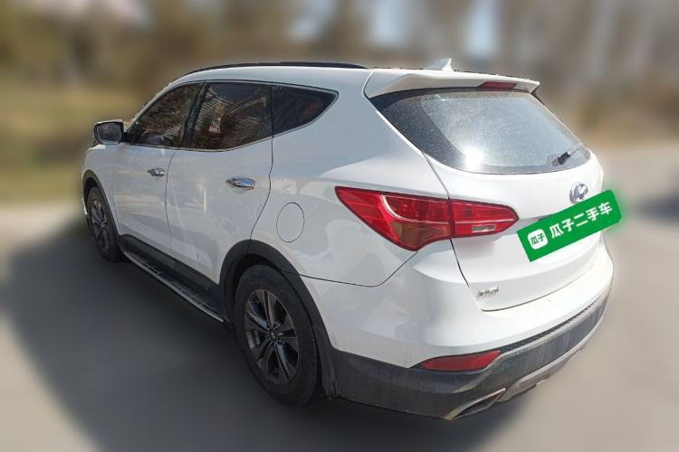 Used Hyundai Santa Fe 2015 2.0T Automatic All-Wheel Drive Smart Version 5 Seats Rear Left 45 Deg