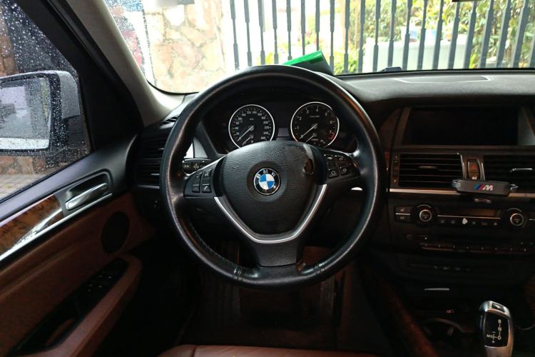 Used BMW X5 2013 xDrive35i Luxury Model