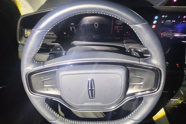 Used Lincoln Z 2022 iKoo Luxury Edition Steering Wheel