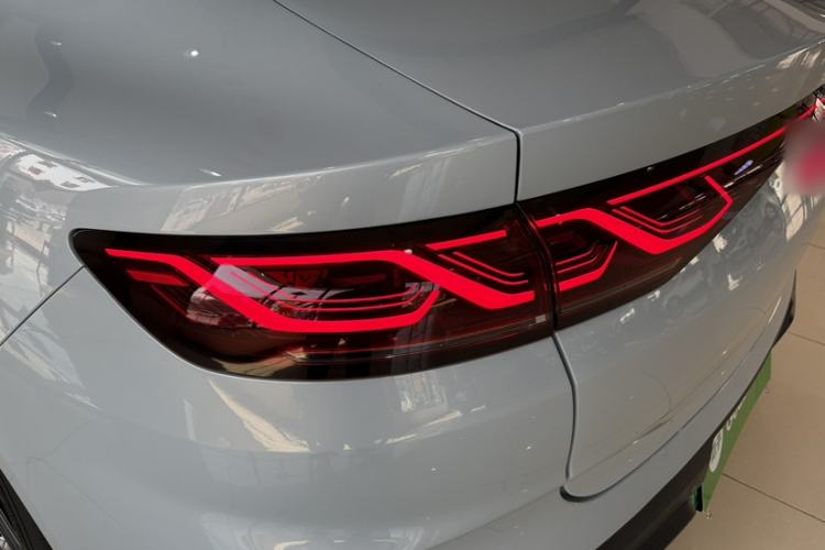 Used BYD Qin L 2024 DM-i 120KM Beyond Model Exterior 3