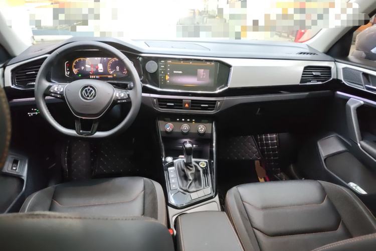 Used Volkswagen Tayron  Center Console