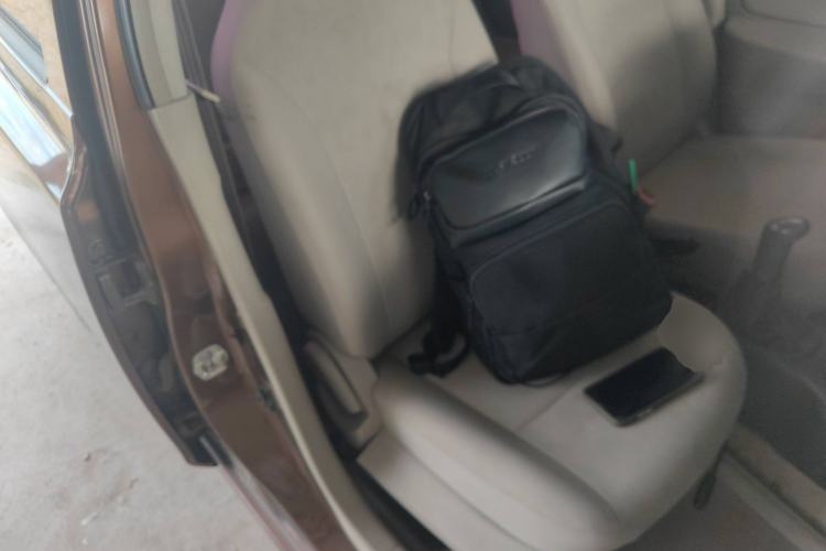 Used Venucia R30 2014 1.2L Manual Comfort Edition