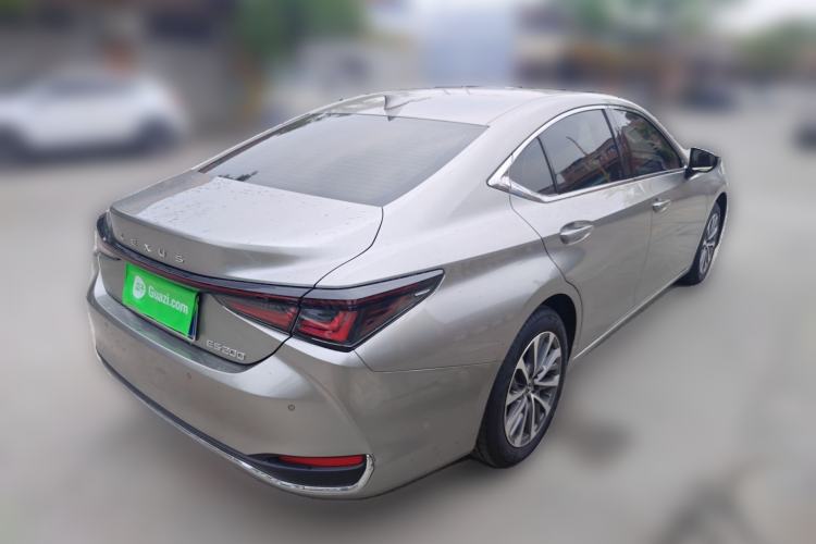 Used Lexus ES 2025 200 Premium Edition
