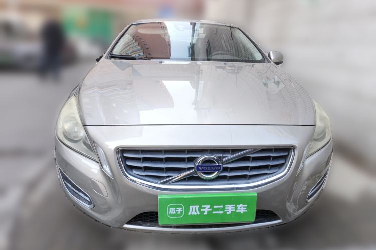 Used Volvo S60 2011 2.0T ZhiShang Version
