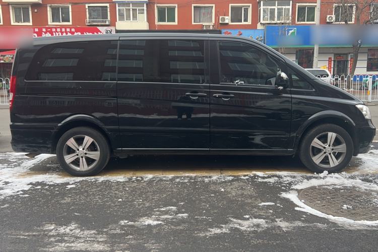 Used Mercedes-Benz Viano 2013 3.0L Comfort Edition Exterior 2