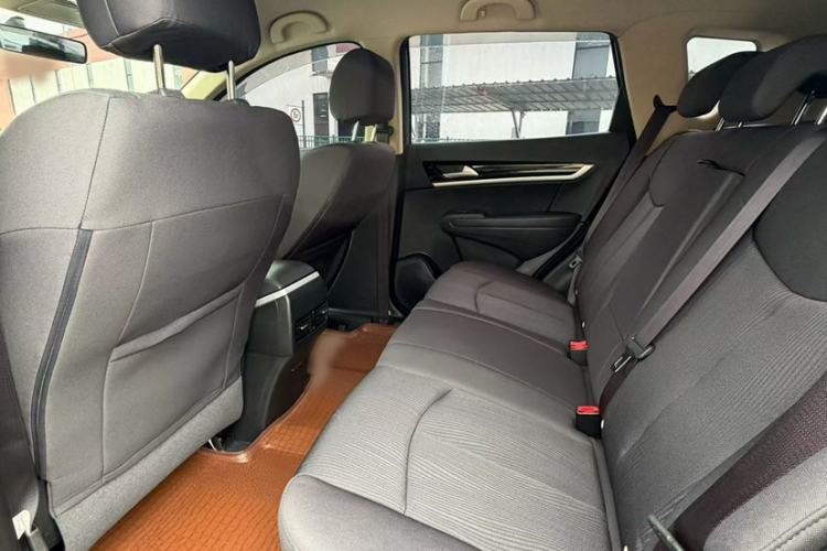 Used Dongfeng Aeolus AX7 2015 2.0L Automatic Zhiyue Version
