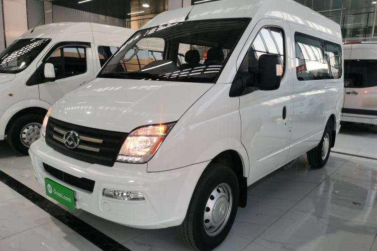Used SAIC MAXUS Xintu V80 2021 2.0T Manual Classic Aoyuntong Short Wheelbase Mid-Roof 5/6-Seater