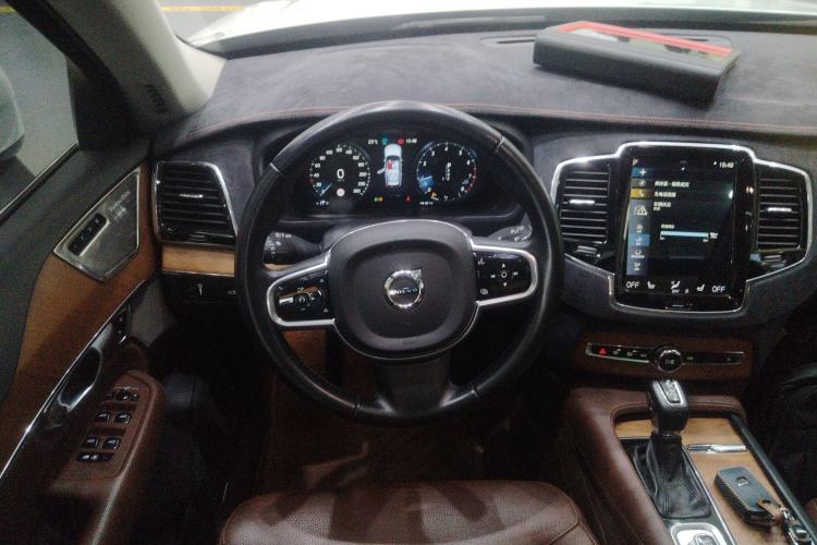 Used Volvo XC90 2020 T6 Zhiyi Luxury 7-Seater
