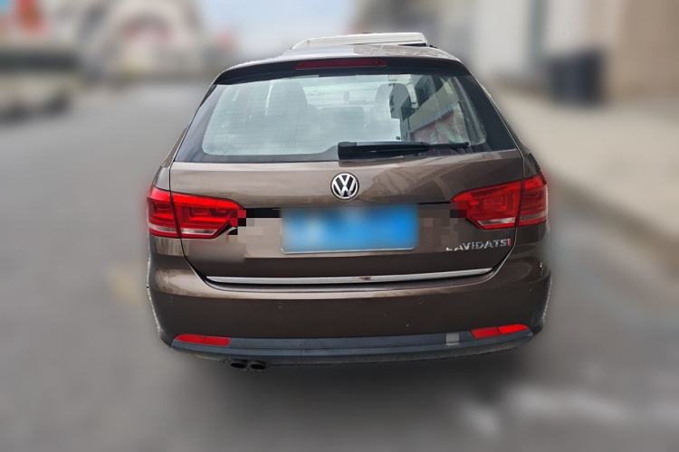 Used Volkswagen Gran Lavida 2013 1.4 TSI Automatic Comfort Model
