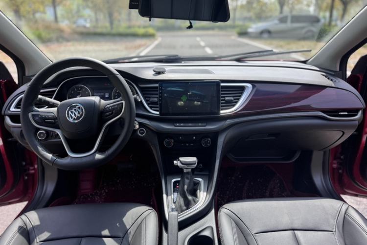 Used Buick GT 2018 18T Automatic Elite Model Interior 3