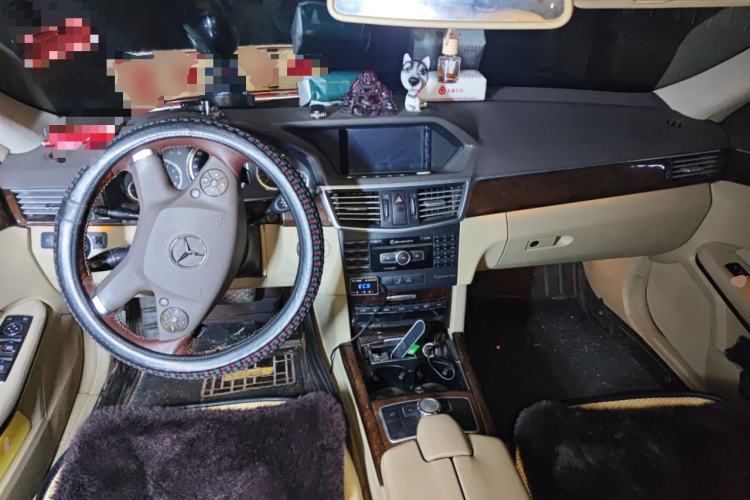 Used Mercedes-Benz E-Class 2013 E 260 L CGI Elegant Model
