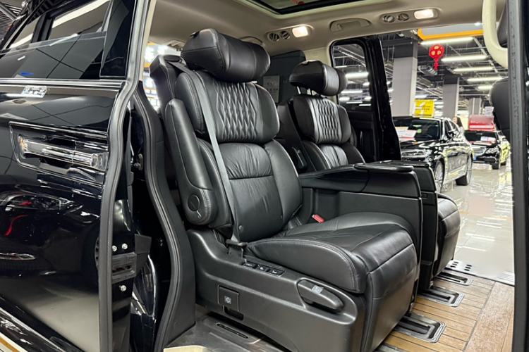 Used Honda Elysion 2022 2.0L eHEV Luxury Edition