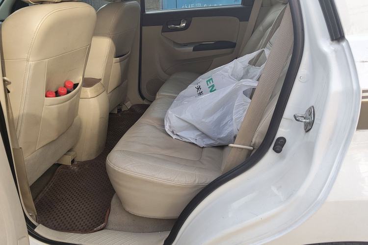 Used Haima S7 2015 2.0L Automatic ZhiShang Version Left Rear Seat