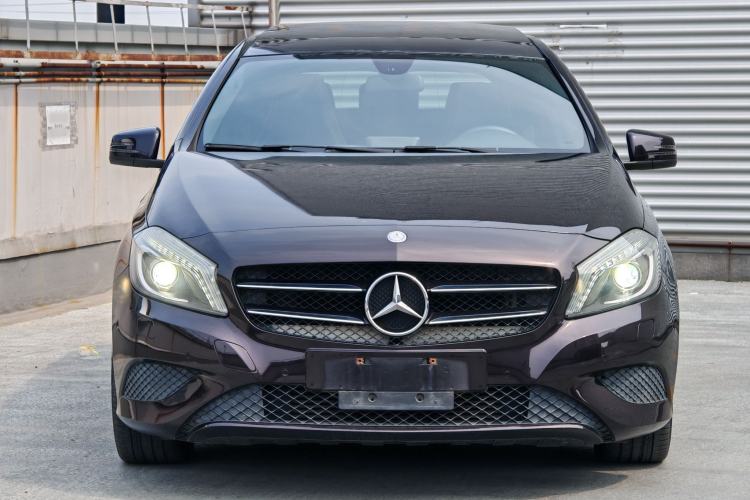 Used Mercedes-Benz A-Class 2015 A 180 Exterior 1