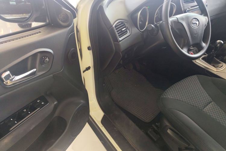 Used GAC Trumpchi GS5 Super 2015 2.0L Manual Two-Wheel Drive Comfort Edition
