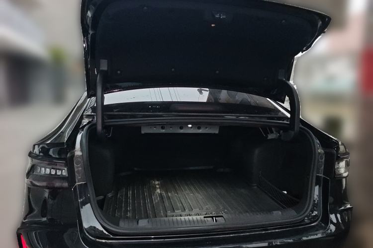 Used Chery Arrizo 8 2024 High-Performance Edition 2.0T DCT Powerfully Tuned Trunk