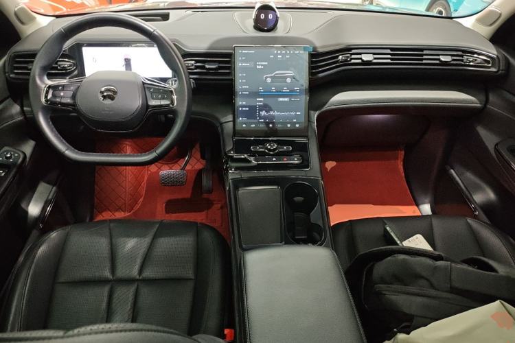 Used Nio ES8 2020 415 km Range 6-Seater Version