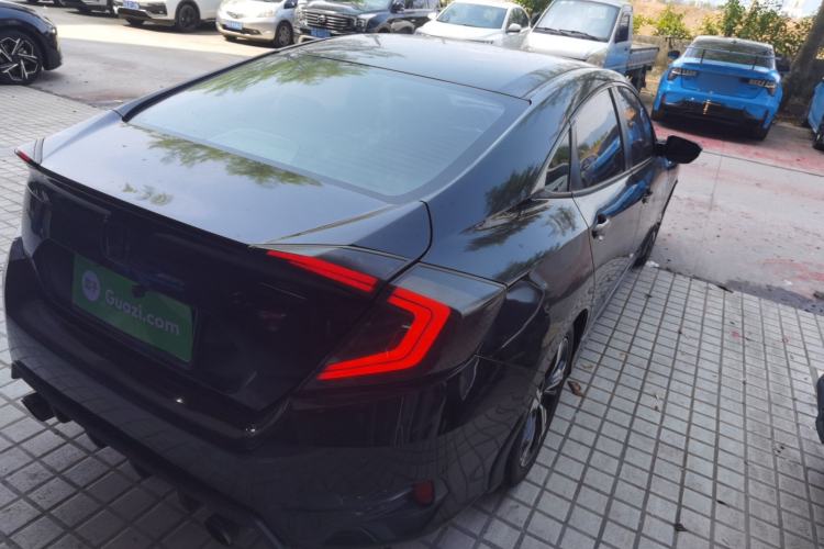 Used Honda Civic 2016 220TURBO CVT Luxury Edition
