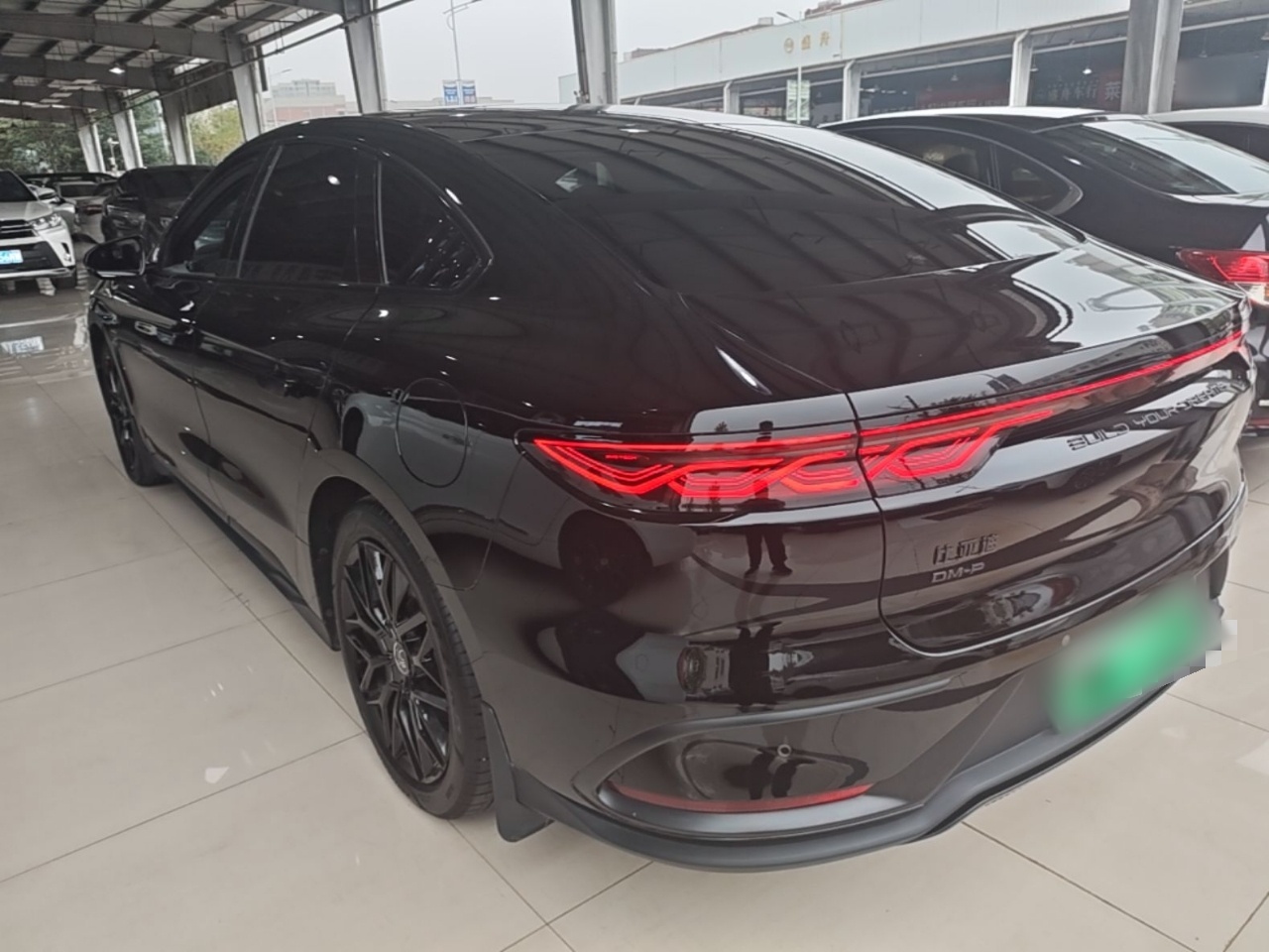 BYD Han 2023 DM-p War God Edition — снимка 4