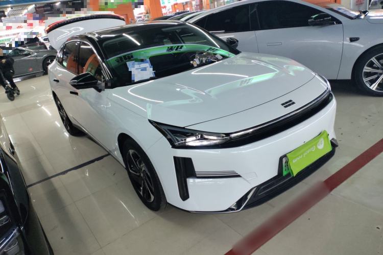 Used Geely Galaxy L6 2024 125km PLUS Dragon Edition
