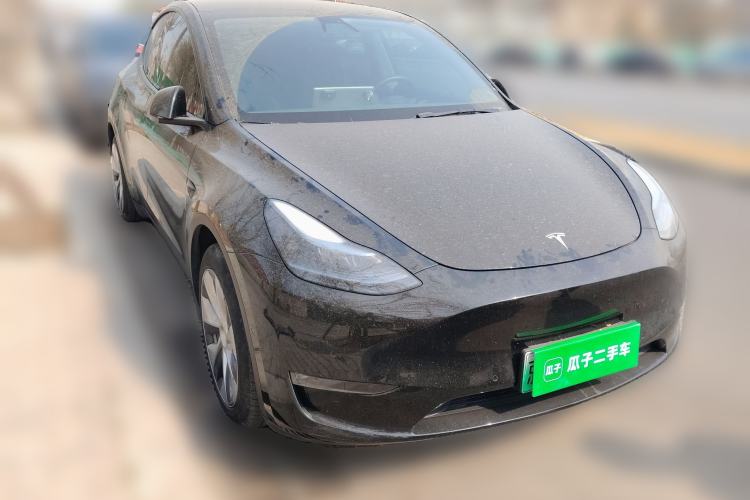 Used Tesla Model Y 2021 Standard Range Rear-Wheel Drive Version Front Right 45 Deg